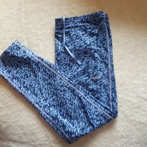 NIKE capri pants